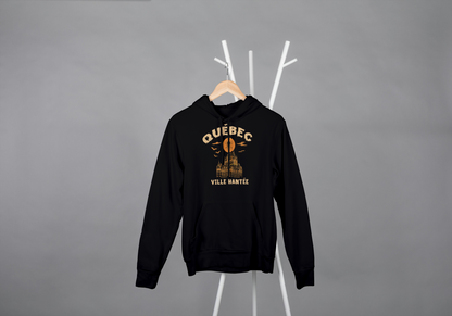 Hoodie Québec – Ville Hantée (Château Frontenac & Lune Araignée)